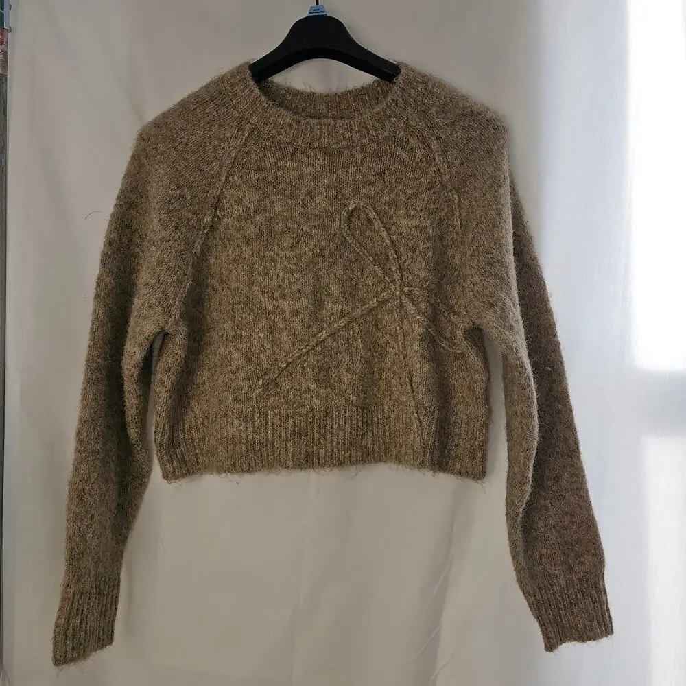 American Eagle Women's Cozy Bow Sweater Size Large